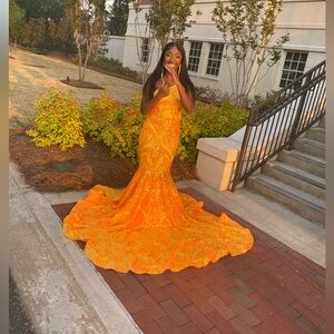 PROM DRESS FOR SALE!!